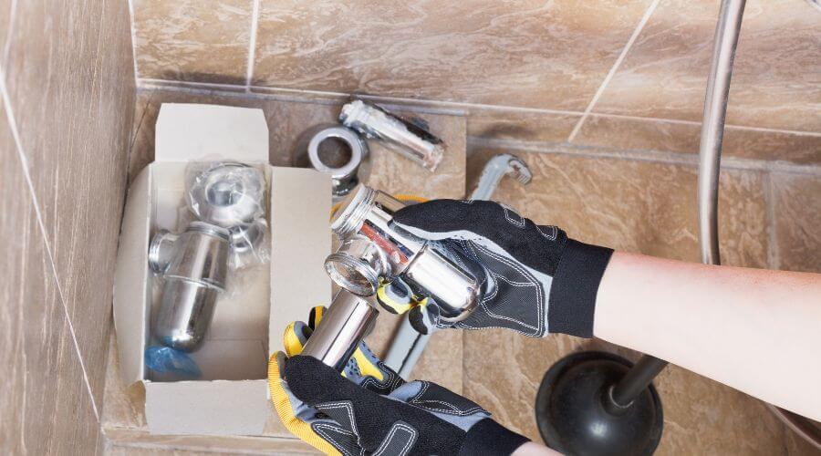 Expert Emergency Roof Repairs services in Crestview, FL